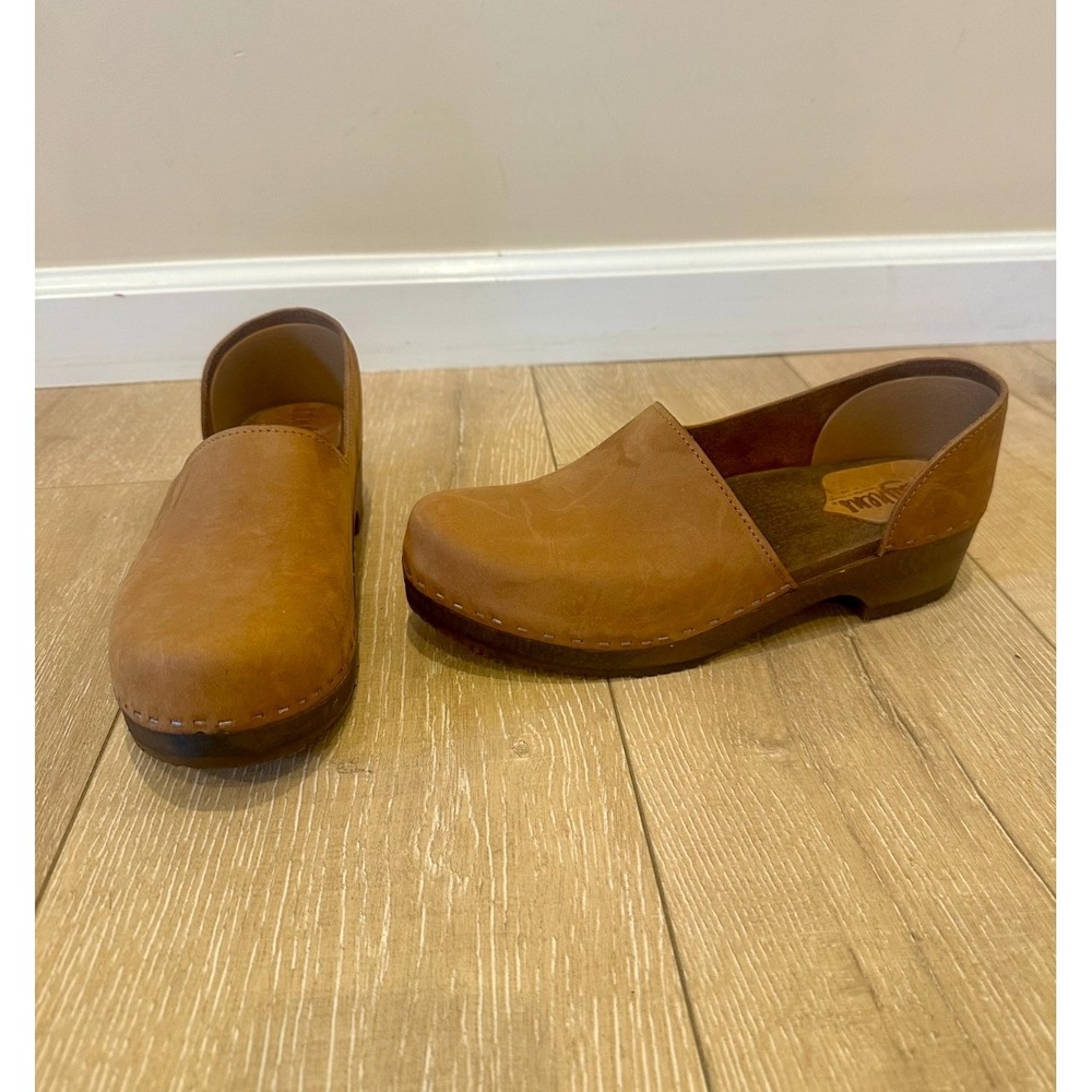 Sandgrens Brett Low Closed-Back Swedish Clog in Tan Size 42 US 11/11.5 $229